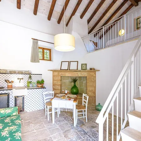 Masseria Caretti Grande Couette-café Casalabate